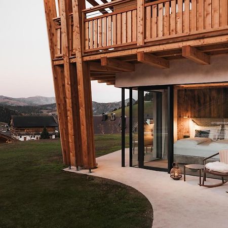 Luxury Spa Chalet Lum D'Or Selva di Val Gardena Bagian luar foto