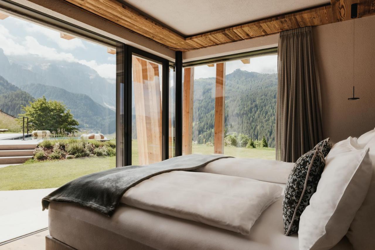 Luxury Spa Chalet Lum D'Or Selva di Val Gardena Bagian luar foto