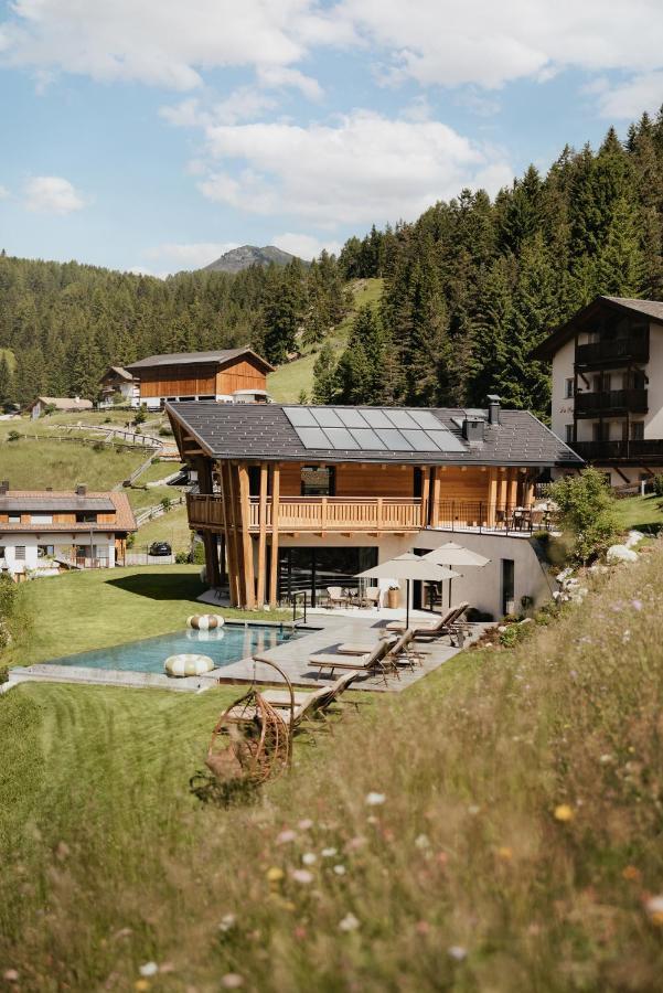 Luxury Spa Chalet Lum D'Or Selva di Val Gardena Bagian luar foto