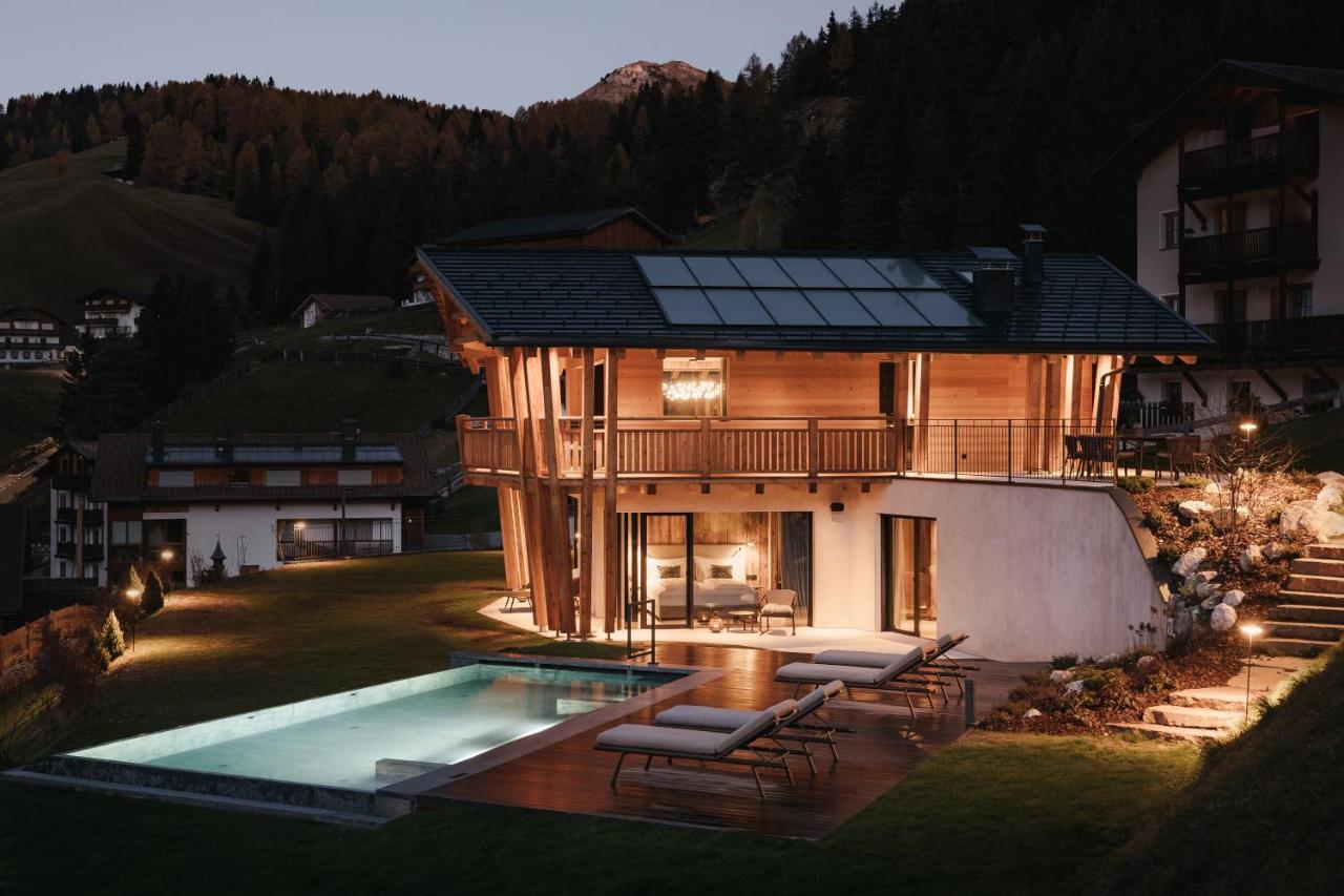 Luxury Spa Chalet Lum D'Or Selva di Val Gardena Bagian luar foto